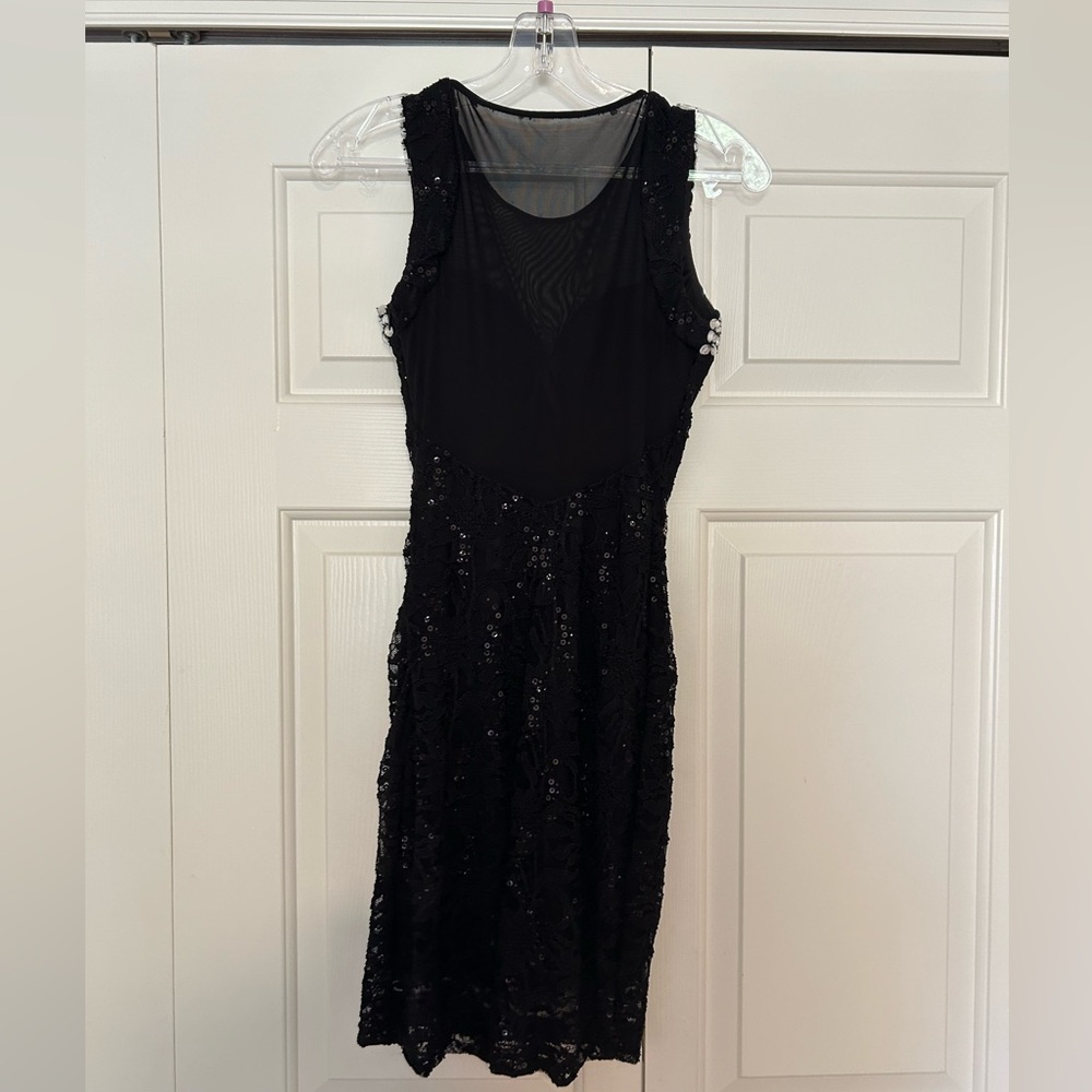 Black Dress - Picture 2 of 5